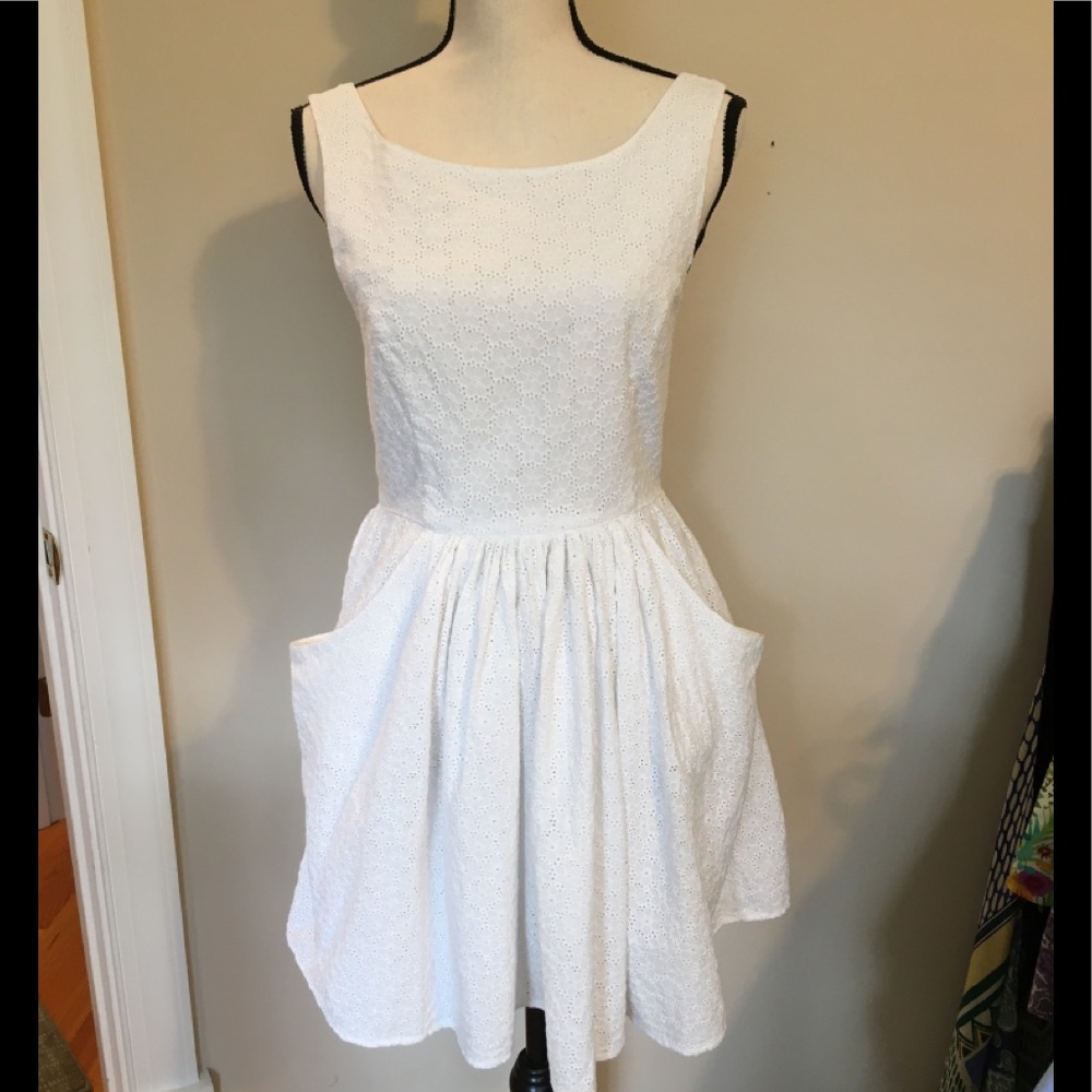 🇬🇧 White Eyelet Lace Mini Dress by Jack Wills Ballerina 🩰Little Dancer Style